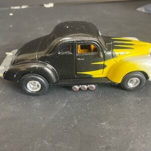 Tootsie Toy 1949 Ford Coupe Die Cast Car